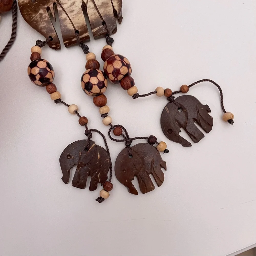 Vintage WOOD African Elephant Summer Boho Festival Maximalist Oversized Necklace - Picture 5 of 10